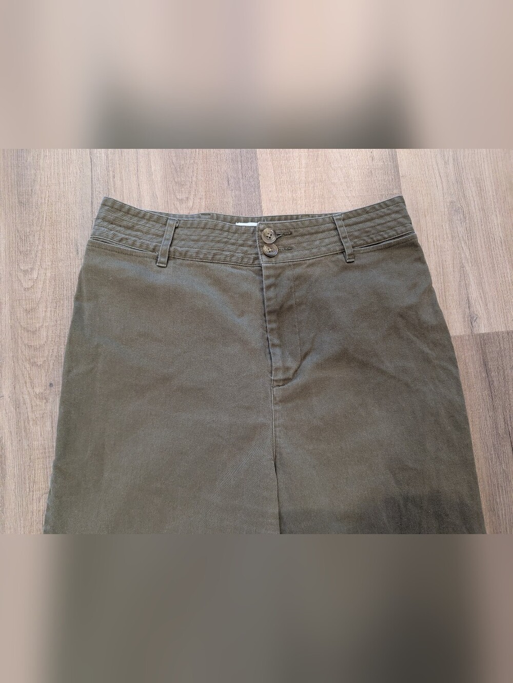 High-Rise Wide Leg Crop Pants in Olive - Picture 3 of 8